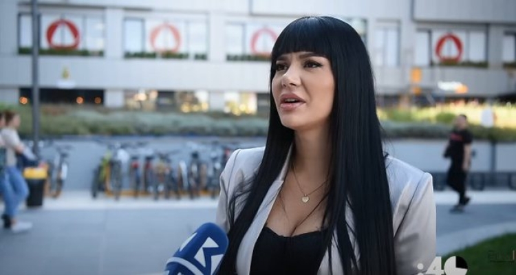 Cila është pjesa më seksi e trupit të saj, Efi e Përputhen e thotë TROÇ