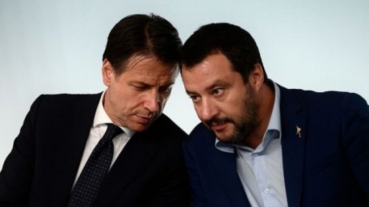 Beteja politike në Itali në kulm të saj! Kush do fitojë Conte apo Salvini?