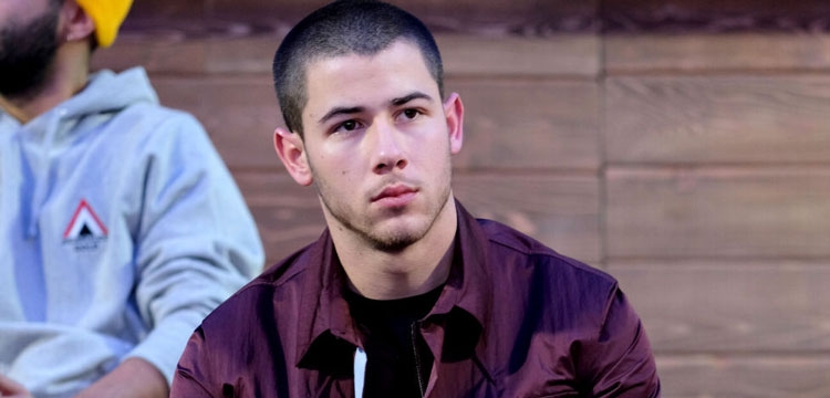 Nick rrëfehet: Ja kush është fajtori për ndarjen e Jonas Brothers!