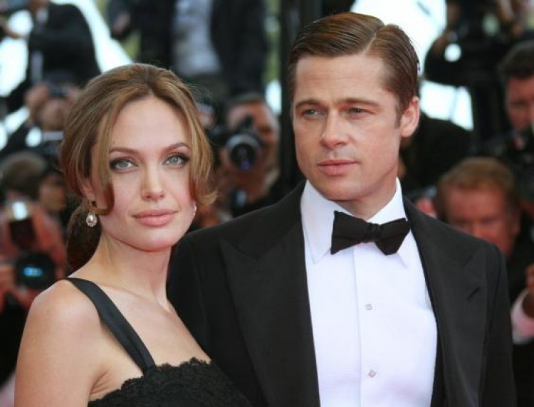 Angelina Jolie rrefuzon ofertën e Brad Pitt për…[FOTO]
