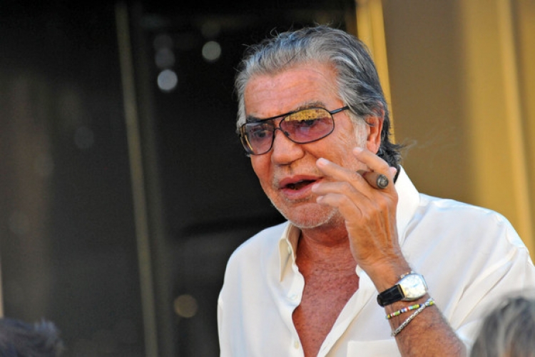 Roberto Cavalli shfaq interes për artisten shqiptare, përgjigja e saj të lë pa fjalë [FOTO]