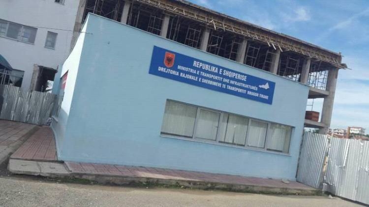 Hapet konkurimi për 15 vende vakante të drejtuesve në Drejtorinë e Përgjithshme të Shërbimeve të Transportit Rrugor