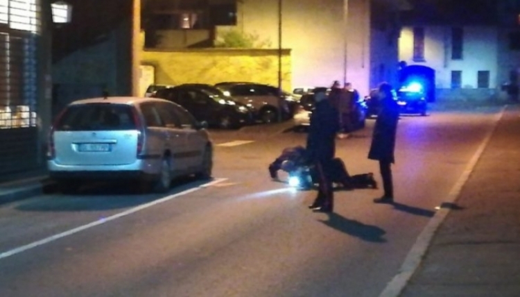 Itali, goditet me armë zjarri 27-vjeçari shqiptar, policia po heton për të zbardhur shkaqet e ngjarjes