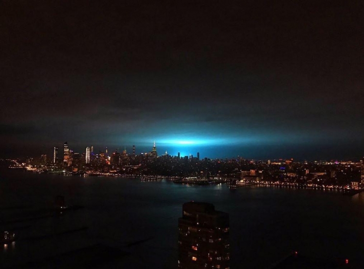 Shpërthen centrali elektrik në Nju Jork, banorët tremben nga “Alienët” [FOTO]
