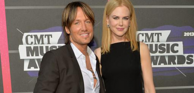 Duet dashurie mes Nicole Kidman dhe Keith Urban [VIDEO]