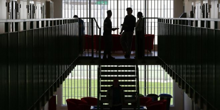 Burgjet britanike ''mbushen'' me shqiptarë