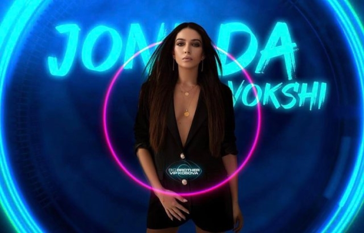 ‘U bëra prapë MEME’/ Jonida Vokshi ngatërrohet sërish gjatë spektaklit, ja ç’ka bërë