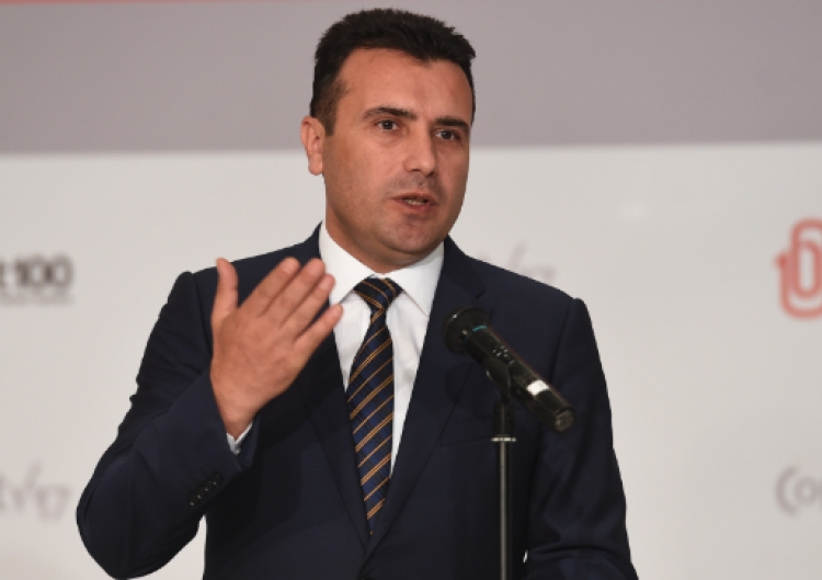 Furtunë në institucione/  Zaev me dorë 'të hekurt' shkarkon 50 drejtorë, mes tyre dhe shqiptarë