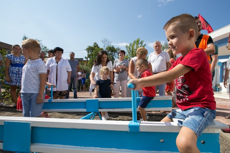 Në Laprakë 2 herë më shumë investime se në 4 vitet e administratës