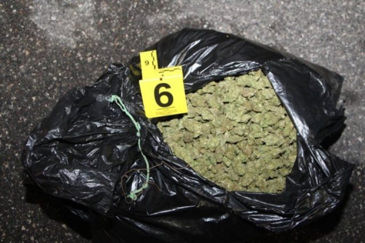 Janinë, sekuestrohen 118 kg kanabis, vinte nga Shqipëria, arrestohet 60-vjeçari grek