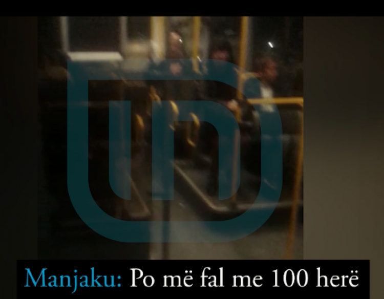 Maniaku në autobus turpërohet nga gruaja që ngacmoi. Video ekskluzive nga INTV [VIDEO]