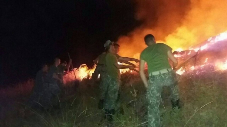 Lufta me flakët, regjistrohen 10 vatra zjarri gjatë 24 orëve të fundit