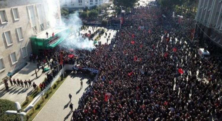 Protesta e 2 qershorit, flet Arlind Boshku i PD: Revolta e qytetarëve s’mund të kontrollohet më