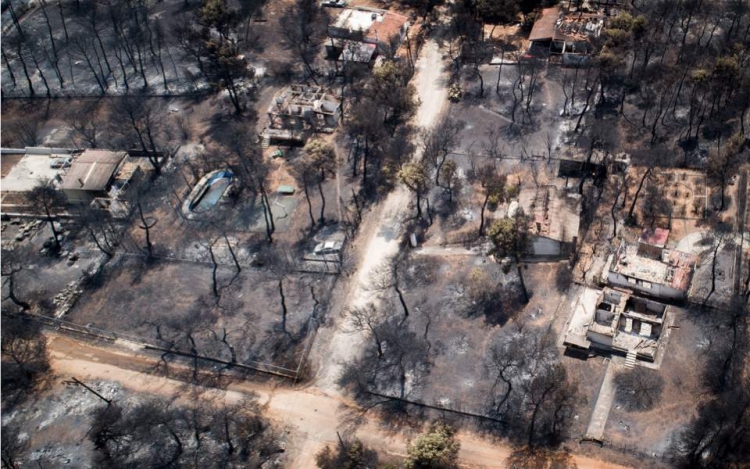 Zjarret në Greqi: Autoritetet dështuan, nuk paralajmëruan në kohë banorët