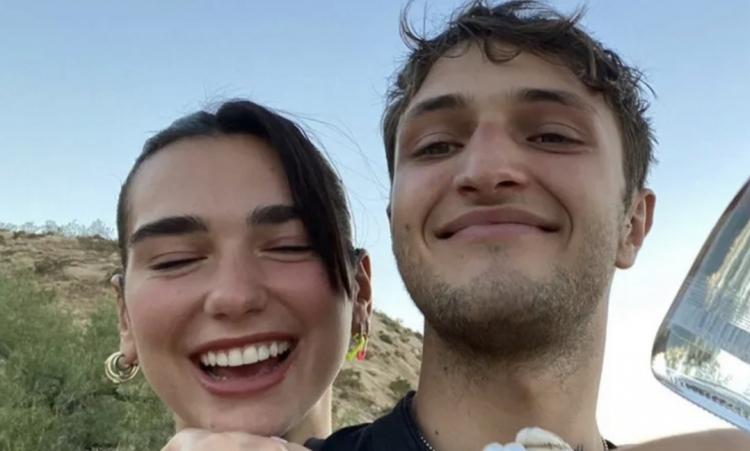 Prestigjiozja amerikane konfirmon ndarjen e Duas nga Anwar, tregon arsyet!