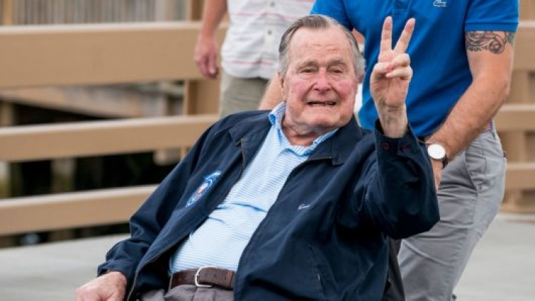 Amerika në zi! Sot nisin homazhet për Xhorxh H.W. Bush