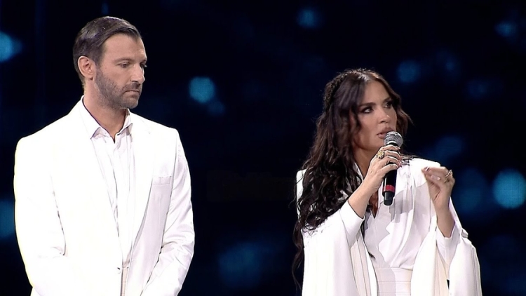 E quajti mosmirënjohës, këngëtari i njohur i kundërpërgjigjet Rozana Radit: Kam qenë…