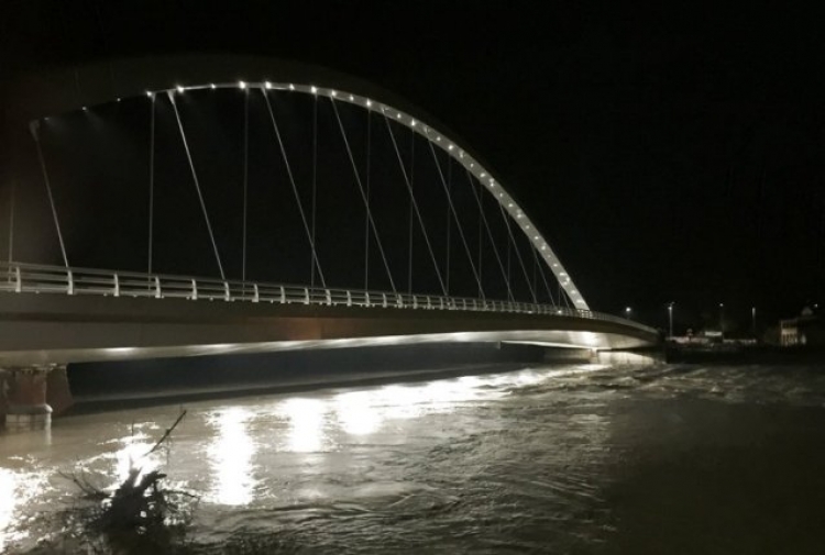 Itali, një 56-vjeçar shqiptar i jep fund jetës duke u hedhur nga ura “Meier”