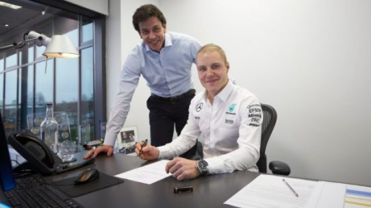 Valtteri Bottas është piloti i ri i Mercedes