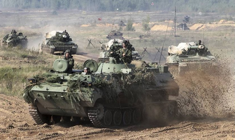Rusia i tregon 'dhëmbët' NATO-s. Nis stërvitjen më të madhe ushtarake që nga Lufta e Ftohtë