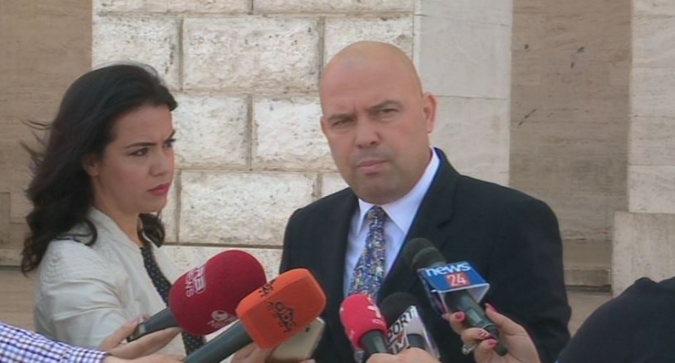 Reagimi i Ministrit të Drejtësisë Manjani për kryegjyqtarin e Gjirokastrës