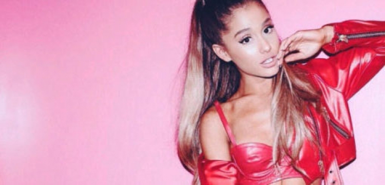 Ariana Grande rikthen “Into You” në një version të ri…akoma më të bukur [VIDEO]