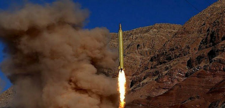 Koreja e Veriut teston një raketë me karburant solid