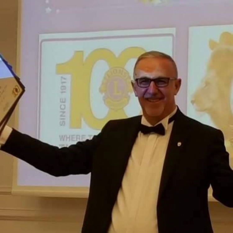 Ndërron jetë biznesmeni i njohur. Gëzim Memlika, pronari i markës së këpucëve “Bufalo” vdiq në një spital në Tiranë, pasi u aksidentua katër ditë më parë