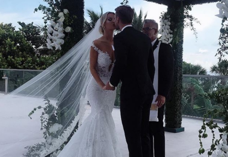 Afërdita Dreshaj i dha fund beqarisë, pamjet nga dasma [VIDEO]