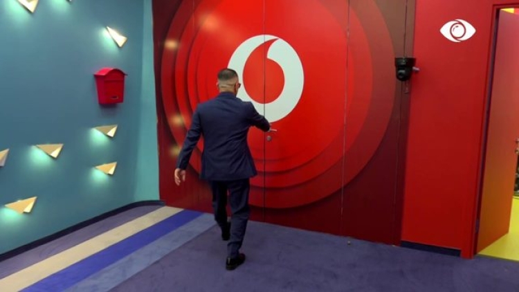 Pesë banorë në nominim, ja cili banor lë shtëpinë, nuk takon asnjë nga konkurrentët