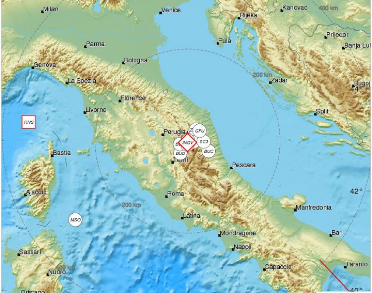 Italia goditet nga tërmetet: Panik dhe frikë, banorët kalojnë natën jashtë