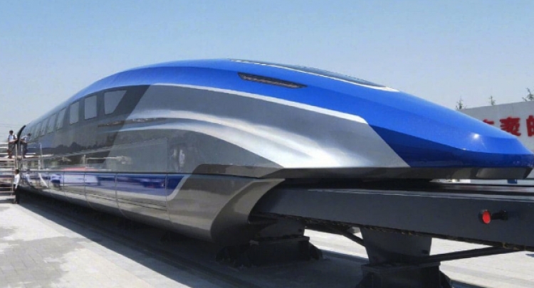 Një tjetër çmenduri e Kinës, një tren që arrin shpejtësinë 600km/orë [VIDEO]