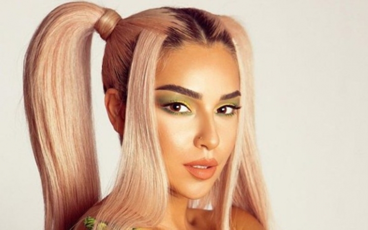 Kida ndryshon sërish LOOK dhe duket thjesht: WOW!