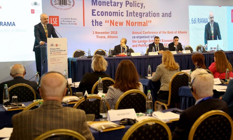 Rama flet fjalët më të mira për Bankën e Shqipërisë