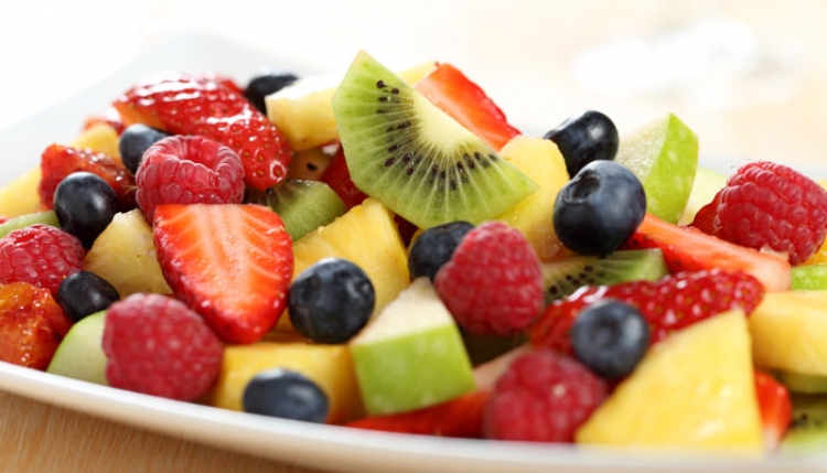 Ja disa nga frutat që duhet t’i konsumoni esëll, zbuloni arsyen…