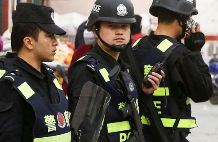 Kinë, një grua plagos me thikë 14 fëmijë në një kopsht