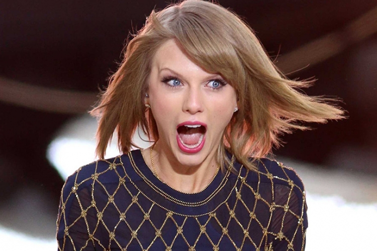 Edhe Taylor Swift është ngacmuar seksulaisht, flet për herë të parë këngëtarja