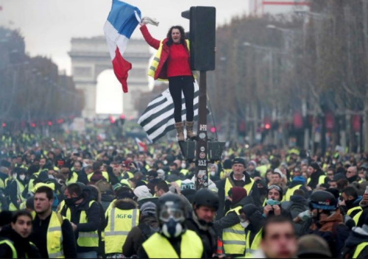 Protestat në Francë, kryeministri: Forcojmë ndëshkimet ndaj “banditëve”