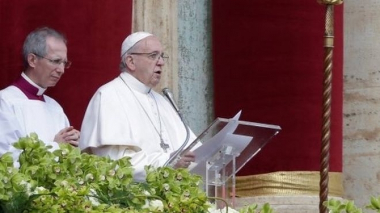 Papa Françesku bën thirrje për paqe: T’i jepet fund “masakrës” në Siri