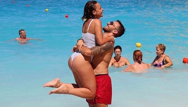 Egli flet për shtatzëninë e shumëpërfolur: Duam 2 ose 3 fëmijë