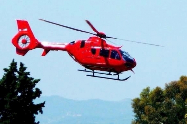 I izoluar prej dëborës, 68-vjeçari i sëmurë transportohet me helikopter në spitalin e Shkodrës