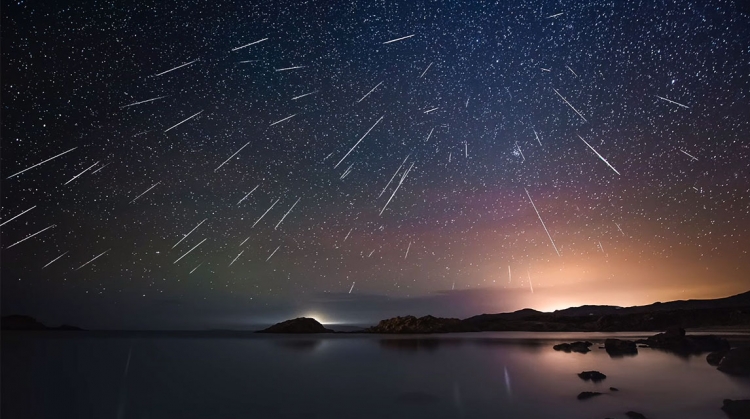 Pas shiut të meteorëve, diçka e mrekullueshme do t'i ndodhë qiellit në këtë datë, ja çfarë