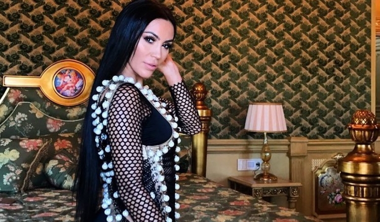 Fjolla Morina dedikim prekës për të bijën: U pajtova me gjithçka, por jo të mos sjellja ty në jetë