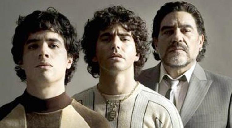 Tre aktorët që do të luajnë serialin e Maradonës në Amazon