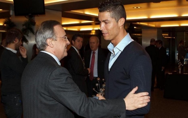 Perez e kërcënoi Ronaldon: Nëse shkon tek PSG, do blej Messin