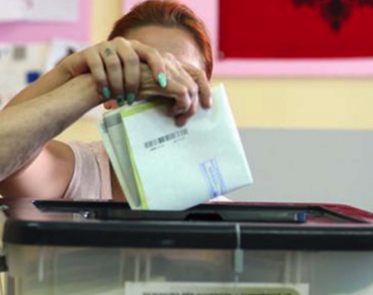 Sot heshtje zgjedhore/ Por ja sa shqiptarë kanë të drejtë vote