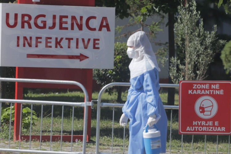 Vazhdojnë shifrat e larta: 7 jetë të humbura dhe 490 të infektuar brenda 24 orëve në Shqipëri