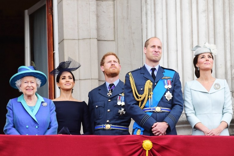 Mos u alarmoni... Princi Harry dhe Meghan Markle nuk ndjekin më Kate Middleton  dhe Princin William në rrjete sociale për këtë arsye