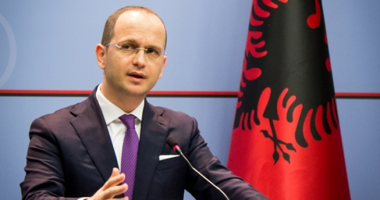 Aksidentohet me eskortën e tij, Ministri i Jashtëm, Ditmir Bushati