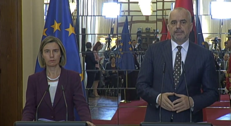 Mogherini: Zbatoni reformën në drejtësi dhe do të çelen negociatat [VIDEO]